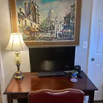 Secluded 3 Bed 2 Bath Condo In Athens Close To Five-Points