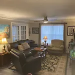 Secluded 3 Bed 2 Bath Condo In Athens Close To Five-Points